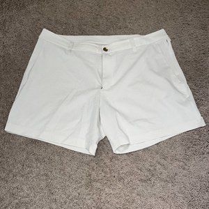 Lululemon Commission Classic-Fit Short 5" Ventlight - Size 36 - White Opal